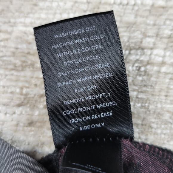 Simply Vera Wang Velvet Burnout Top Womens M Plum Sheer Hem Witchy Fairycore - Picture 15 of 15